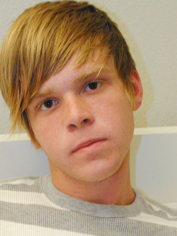 Colby Bonds