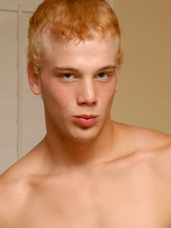 Troy Roberts