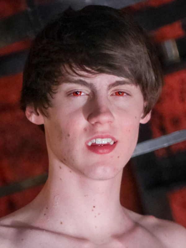 Vampire 8 (elijah White)