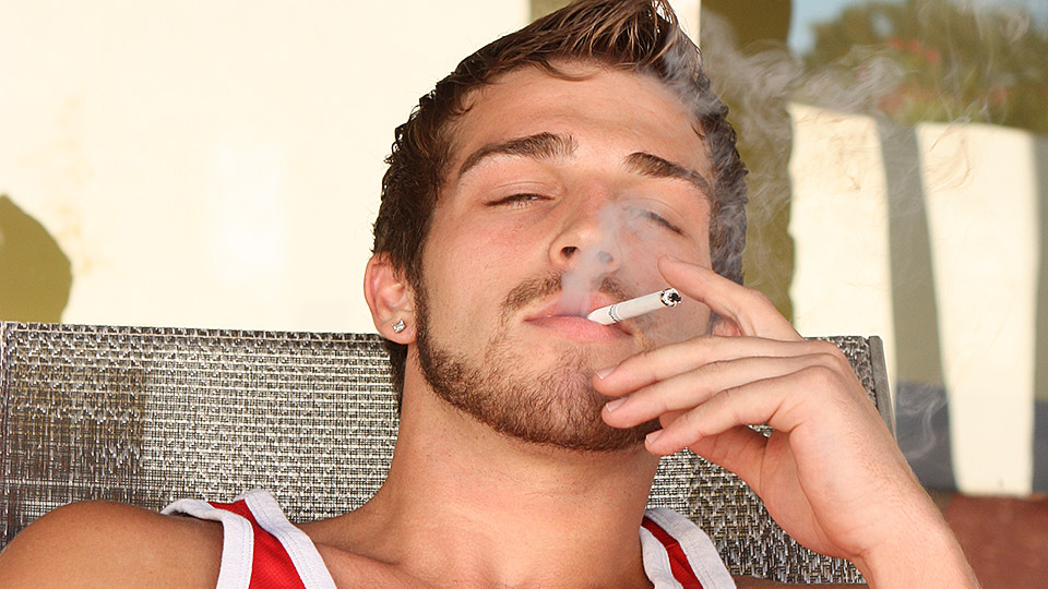 Boys Smoking Porn - Austin Ried on Boys-Smoking.com