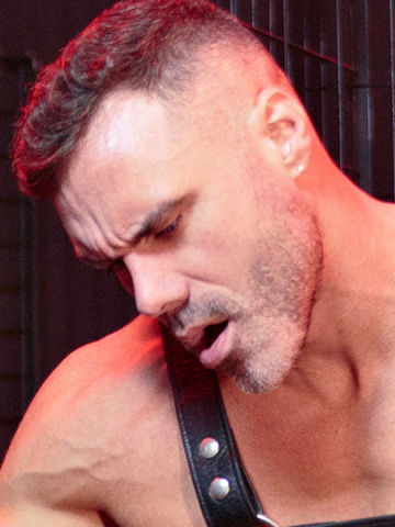 Manuel Skye