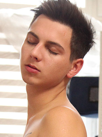 Xander Hollis