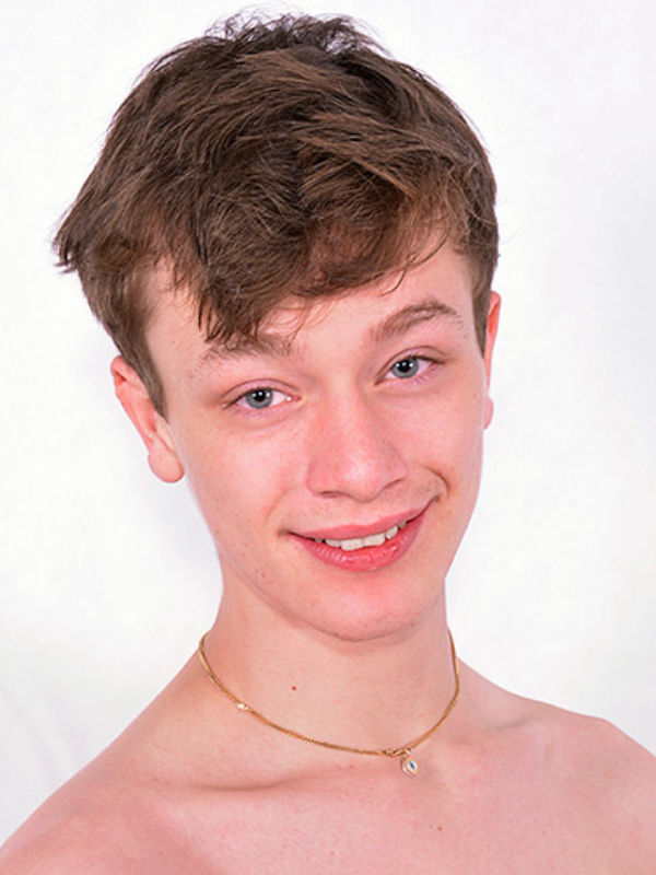 Alex Faux